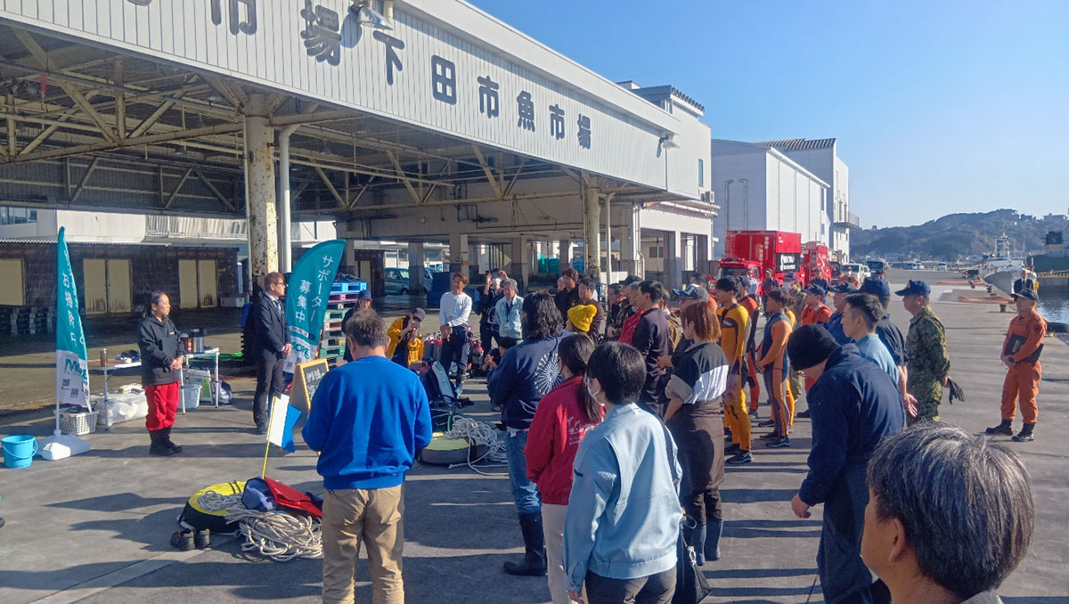 2025年下田港海中清掃