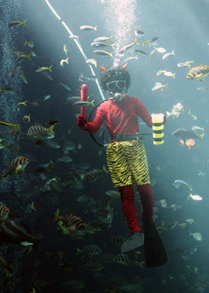 鬼ダイバー現る-2 鬼に扮したダイバー